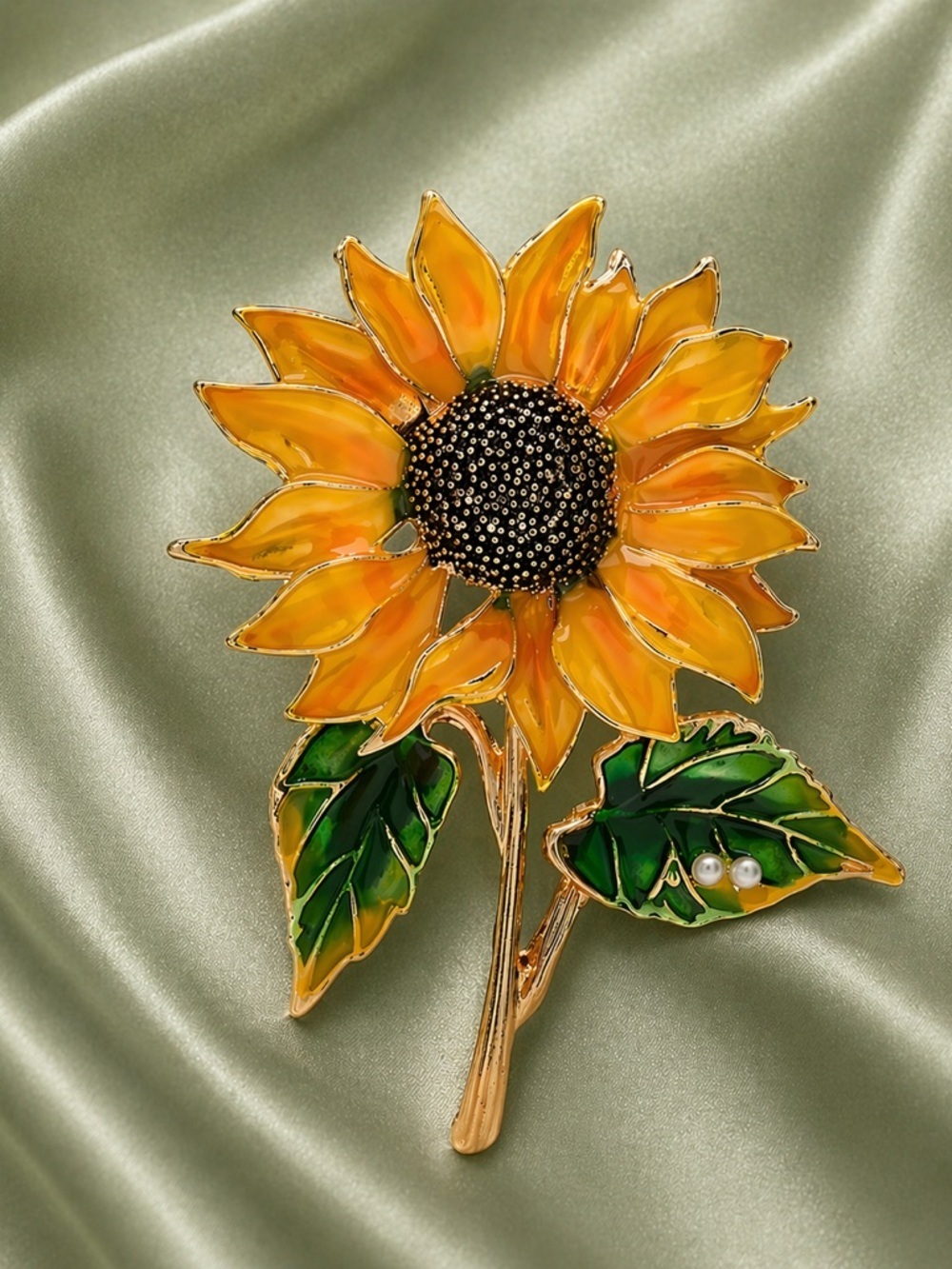 Chic Sunflower Gold Elegant Brooch